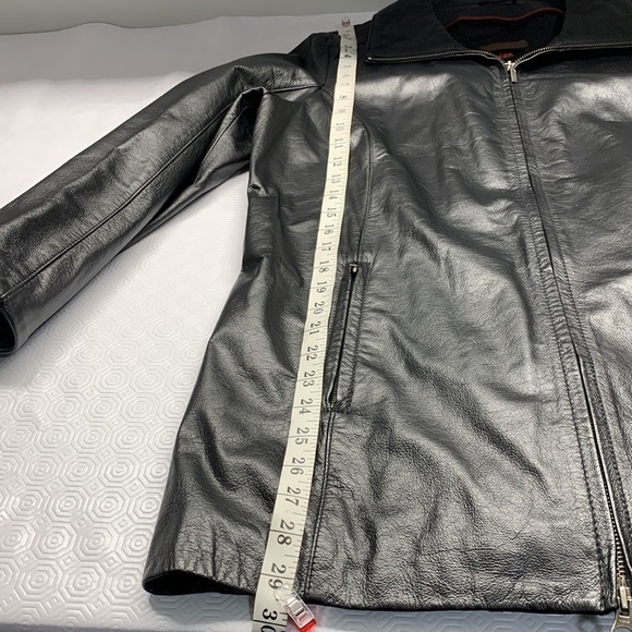 **HOST PICK** Danier Leather Jacket - Picture 14 of 14